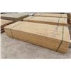 Image 4 : 100 2"x4" x 7' Dimensional Lumber