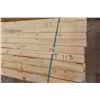 Image 3 : 100 2"x4" x 7' Dimensional Lumber