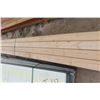 Image 2 : 20 2"x4" x 12' Dimensional Lumber