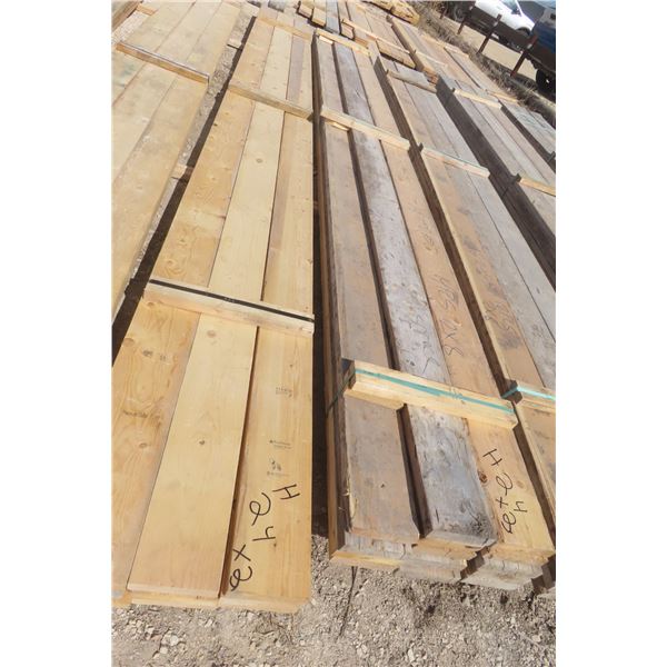 25 2"x8" x 18' to 19'-5" Dimensional Lumber