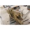 Image 4 : Heavy-Duty Forklift Forks w/ Hydraulic Side Shift