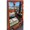 Image 5 : Toyota 4FGC25 Propane Forklift, 5,000-Pound Capacity, Running, Propane Tank Not Included