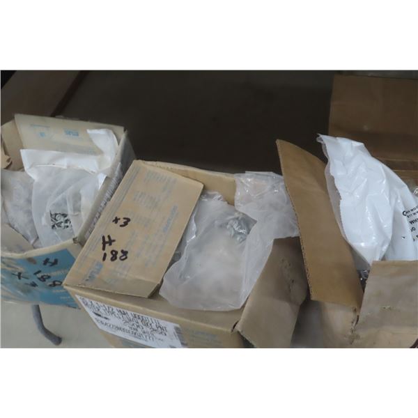 Sheet Metal Screws – 1½", Bone White – Qty 3 Boxes