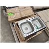 Image 2 : Pallet Lot - Assorted Stainless Steel Sinks