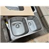 Image 2 : Pallet Lot - Assorted Sinks