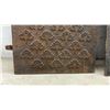 Image 5 : Pair of Vintage Cast Iron Decorative Panels with Embossed Tree Pattern, 30 x 15", Small Chip on Top