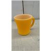 Image 12 : Fire-King Milk Glass D-Handle Coffee Mug, Vintage Thermos, Bowls, Glassware, and More