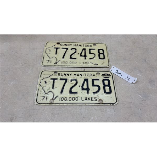 Pair of 1971 Manitoba License Plates