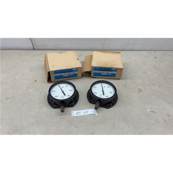 Ashcroft Duragauge 4 1/2" Pressure/Vacuum Gauges, -100 to 150 kPa, Lot of 2