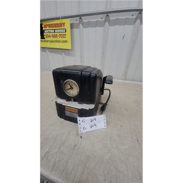 Simplex Time Recorder Employee Time Clock with Analog Face and Side Lever Vintage