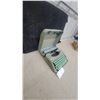 Image 5 : Hermes Baby Portable Manual Typewriter with Integrated Hard Case, Green