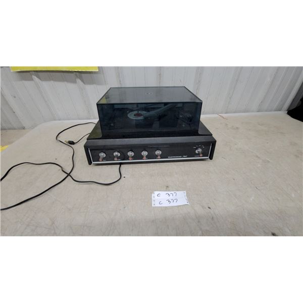 Electrohome 847 Compact Stereo System with Record Player and AM/FM Tuner