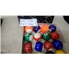 Image 3 : Complete Billiard Ball Set with Cue Ball and Numbered Solids and Stripes in Box Appear N.O.S.