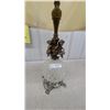 Image 2 : Vintage Cherub Table Lamp with Cut Glass Body and Pleated Cream Shade