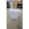 Image 1 : Frigidaire 7.2 Cubic Foot Chest Freezer, Model FFCL0722AW, Freezer 34 x 22 x 32"