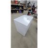 Image 2 : Frigidaire 7.2 Cubic Foot Chest Freezer, Model FFCL0722AW, Freezer 34 x 22 x 32"