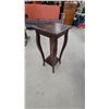 Image 1 : Dark Brown Wood Square-Top Accent Table with Curved Legs and Lower Shelf 29 x 11.6"
