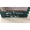 Image 6 : Holiday Time 24-Inch Deluxe Animated Mrs. Claus Holiday Figure with Box and More