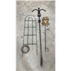 Image 1 : Green Metal Arched Garden Trellis, Shepherd's Hook Stake 85", and Decorative Stake