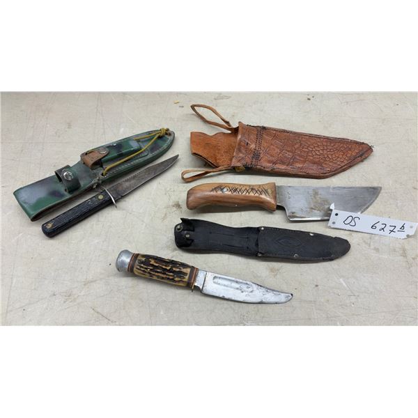 Three Hunting Knives with Leather Sheaths Including Giesen & Forsthoff Bonza and More