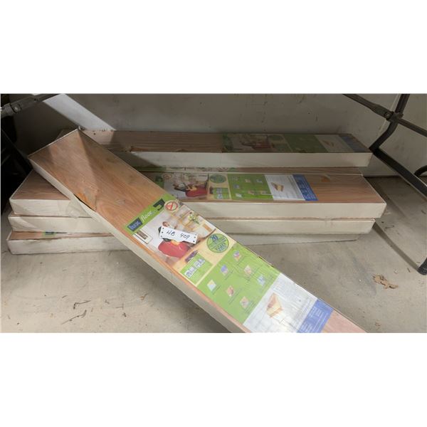 8 Boxes Lux Floor Lock AC3 Laminate Oak Coloured Flooring