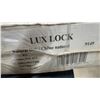 Image 8 : 8 Boxes Lux Floor Lock AC3 Laminate Oak Coloured Flooring