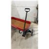 Image 7 : Henry Express Red Metal Pull Wagon with White Wheels