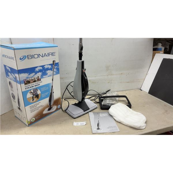 Bionaire 1500-Watt Dual Function Steam Mop Model 25389 CDN with Accessories