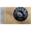 Image 2 : Tune Tote 45 RPM Record Carrying Case Filled with Records