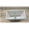 Image 4 : Revlon Lighted Makeup Mirror ( Needs Light Bulb) and Ratatat Illuminated Light Box Display