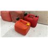 Image 2 : 4 Gas Cans