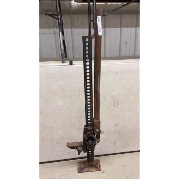 42" Farm Jack, Has Sticky Release Pin