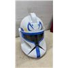 Image 2 : Hasbro Star Wars The Black Series Captain Rex Phase II Electronic Helmet