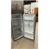 Image 7 : LG Stainless Steel Top-Freezer Refrigerator with Multi Air Flow System, 65 x 24 x 22" Needs