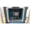 Image 4 : Bosch Power Box PB10-CD Jobsite Radio with CD Player and Battery Charger