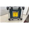 Image 5 : Bosch Power Box PB10-CD Jobsite Radio with CD Player and Battery Charger