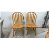 Image 2 : Set of Four Oak Windsor Style Arrow Back Dining Chairs