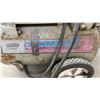 Image 2 : Campbell Hausfeld Super Pal 1 1/2 Horsepower Portable Electric Air Compressor