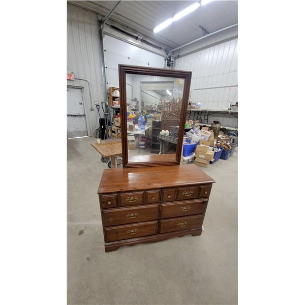 Traditional Pine 6 Drawer Dresser 31 x 44 x 16" with Mirror 28 x 40" and Brass Hardware