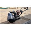 Image 5 : Craftsman Trac-Drive Track-Driven Snow Blower with10 H.P. Engine