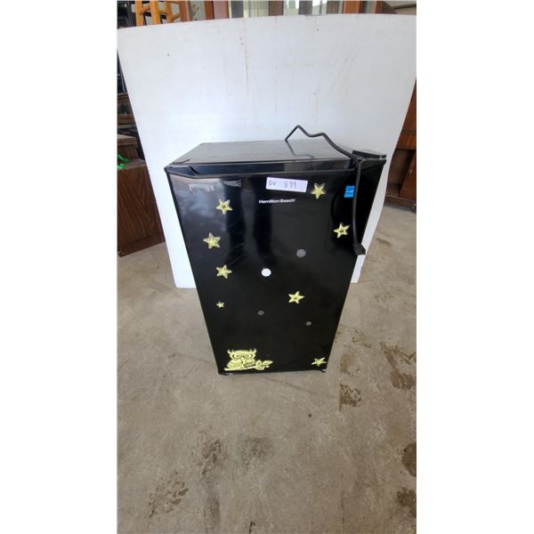 Hamilton Beach Black Compact Refrigerator