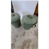 Image 2 : Two Green Plastic Utility Trash Cans with Ribbed Exteriors and Fitted Lids