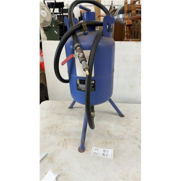 Power Fist 5 Gallon Pressure Sandblaster Model 6320049