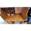 Image 6 : Oak Roll-Top Desk with Tambour Door, Single Cabinet, and Two Drawers 53"29 x 54"