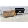 Image 1 : Leigh Camelot Line Model 4106 Deluxe Black Wall-Mount Mailbox with Bracket