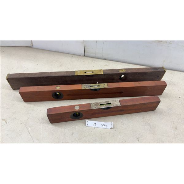 Vintage Stanley Rule and Level Co. Wooden Spirit Levels, No. 0, Set of Three