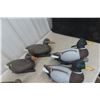 Image 2 : 8 Floating Duck Decoys ( 1/2 Drakes, 1/2 Hens) w/ Heritage Mesh Decoy Bag