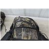 Image 4 : Camo Back Pack Carryon and Seat Cuhion