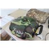 Image 8 : Camo Back Pack Carryon and Seat Cuhion