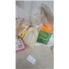 Image 3 : Winchester AA Red Wads, Remington Power Piston Wads, 12 Gauge Shotgun Reloading Components and